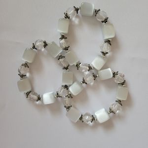 WHITE & CLEAR BRACELET SET